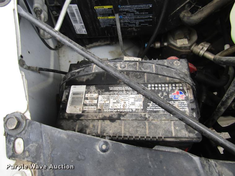 image for item DD7437 2006 GMC Savana G1500 van
