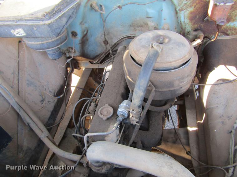 image for item DE6725 1964 Chevrolet C60 grain truck