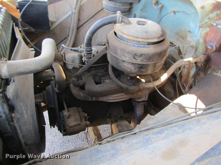 image for item DE6725 1964 Chevrolet C60 grain truck