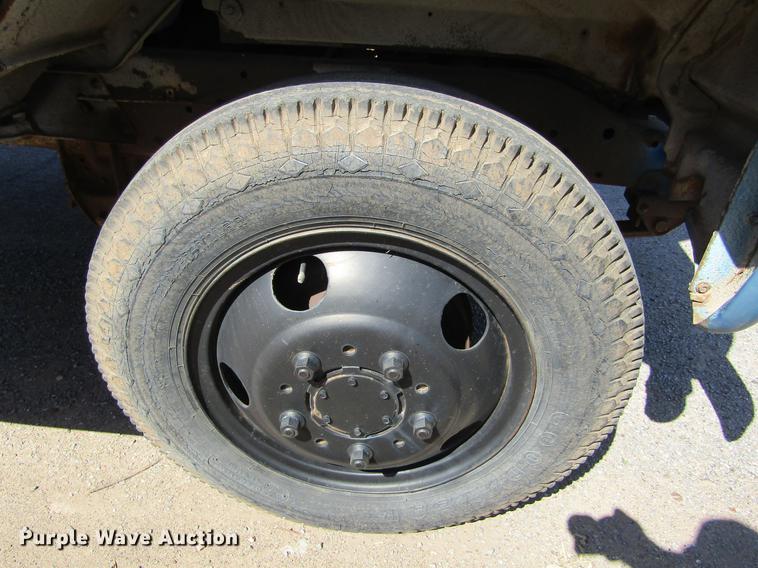 image for item DE6725 1964 Chevrolet C60 grain truck