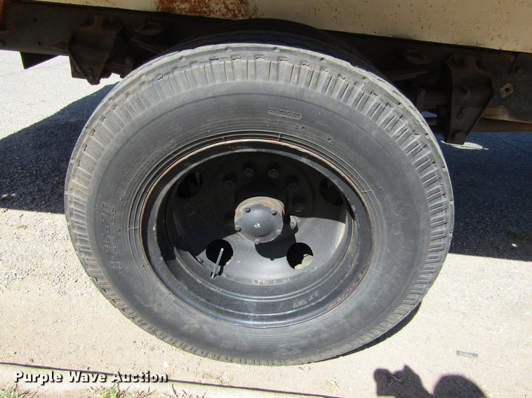 image for item DE6725 1964 Chevrolet C60 grain truck