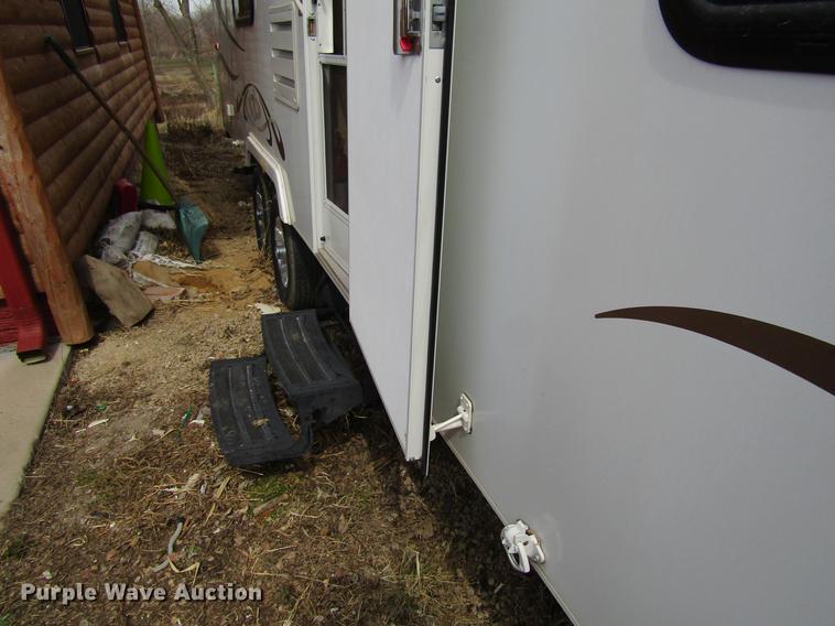 image for item DF3763 2011 Harmony 26FB RV