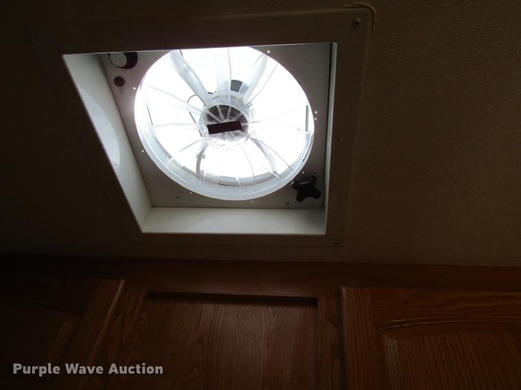 image for item DF3763 2011 Harmony 26FB RV