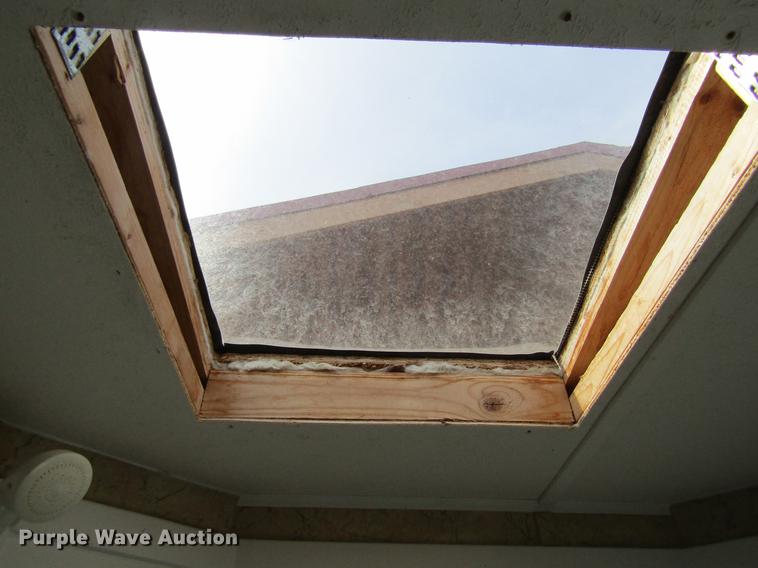 image for item DF3763 2011 Harmony 26FB RV