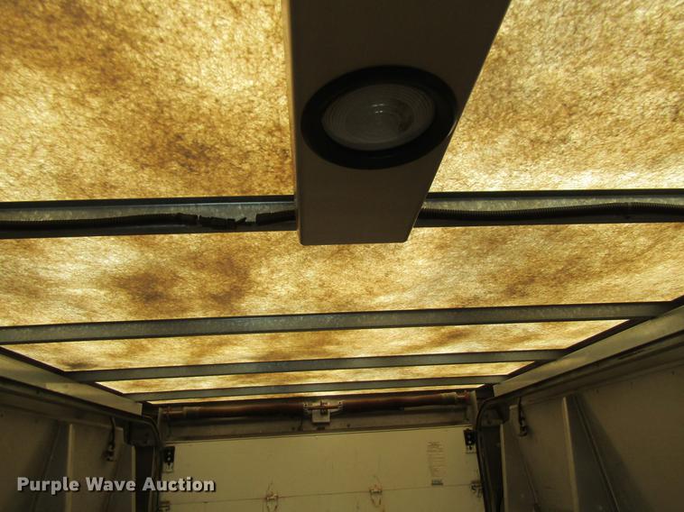 image for item DF3767 2003 Workhorse box truck