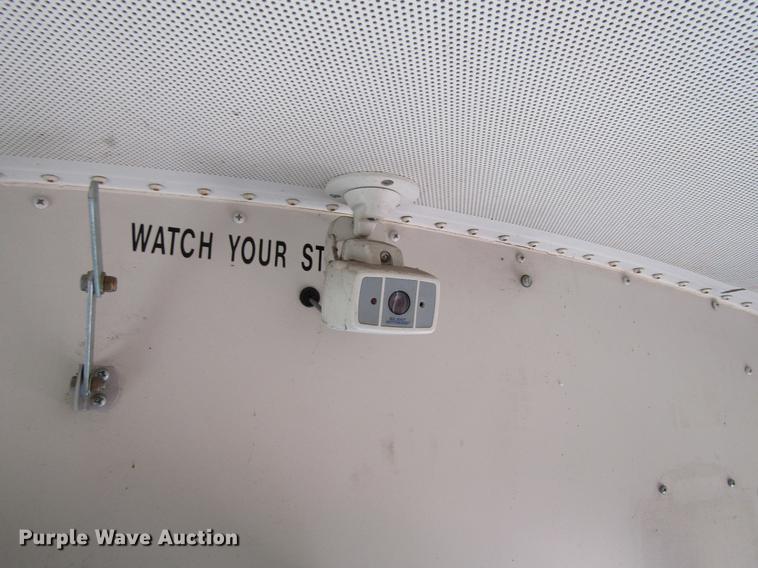 image for item DF3768 2000 International 3000 school bus