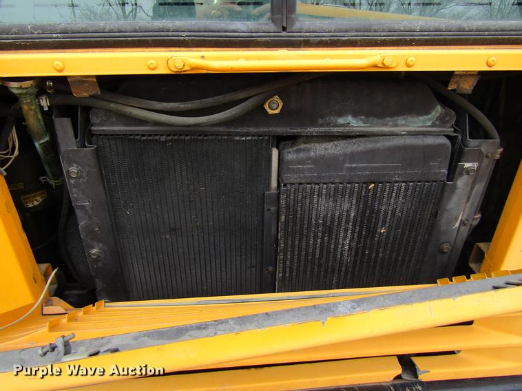 image for item DF3768 2000 International 3000 school bus