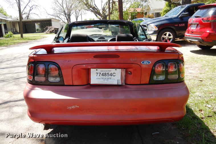 image for item DK9890 1995 Ford Mustang convertible