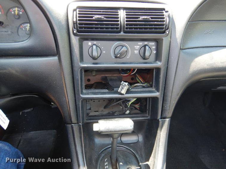 image for item DK9890 1995 Ford Mustang convertible