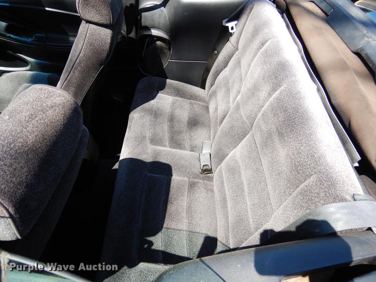 image for item DK9890 1995 Ford Mustang convertible