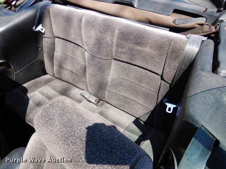 image for item DK9890 1995 Ford Mustang convertible