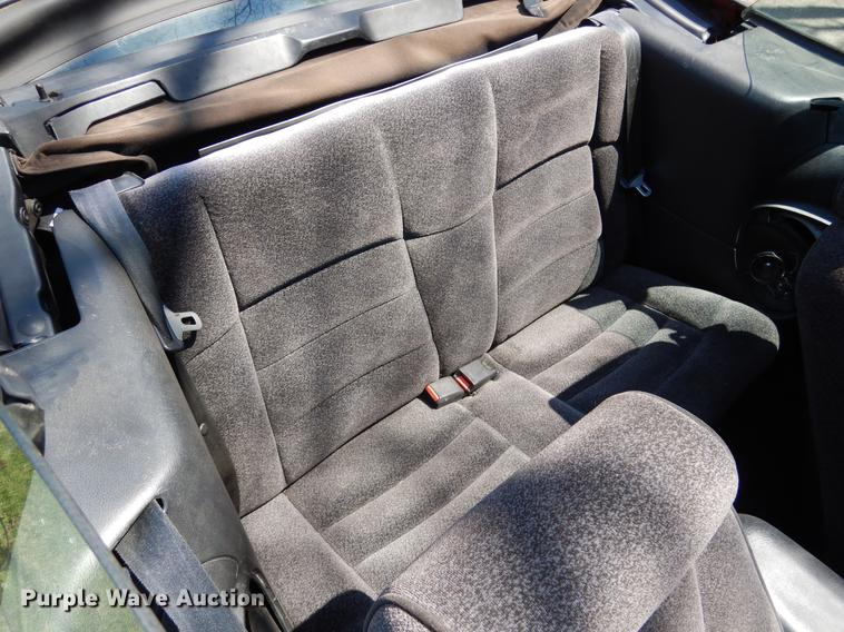 image for item DK9890 1995 Ford Mustang convertible