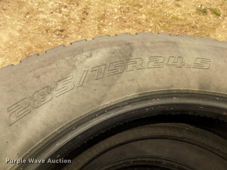 image for item DO9007 (6) Yokohama 285/75R24.5 tires