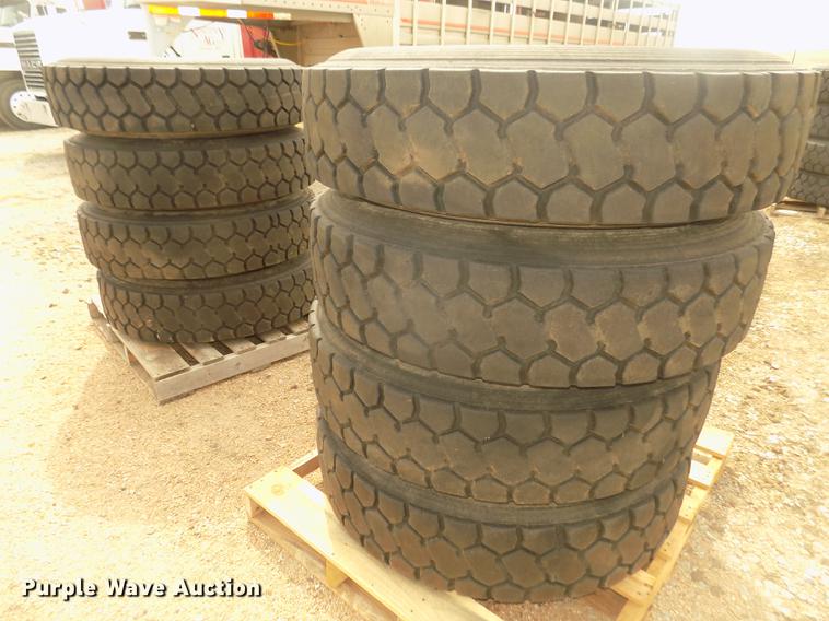 image for item DO9009 (8) Bridgestone R195 11R22.5 tires and wheels