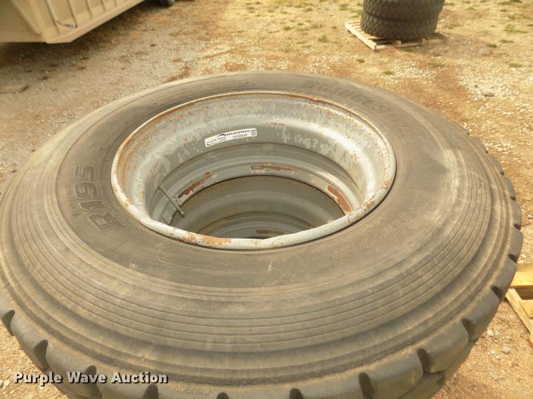 image for item DO9009 (8) Bridgestone R195 11R22.5 tires and wheels