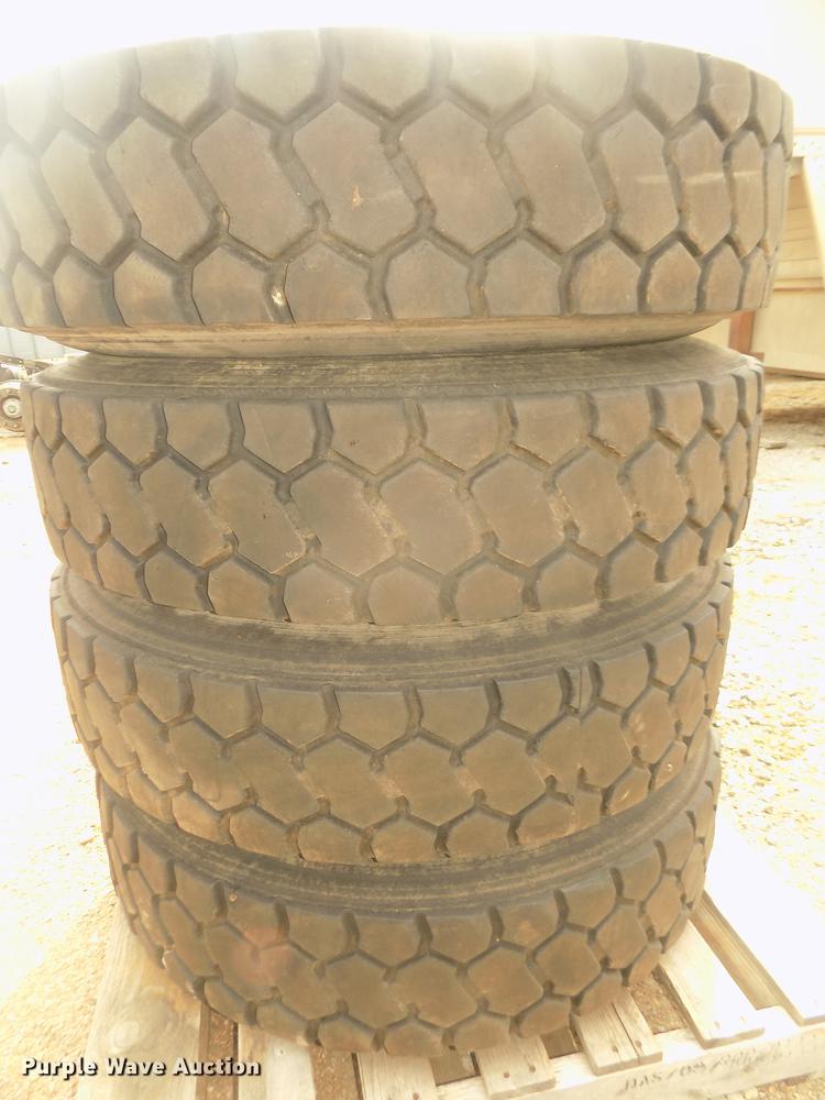 image for item DO9009 (8) Bridgestone R195 11R22.5 tires and wheels