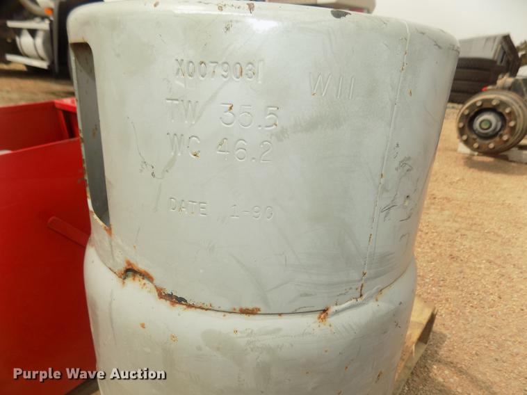 image for item DO9012 Refrigerant recovery and recycling system