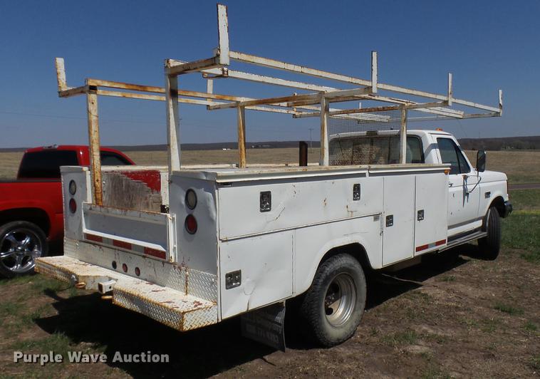 image for item DP9546 1991 Ford F450 Super Duty Lariat XLT utility truck