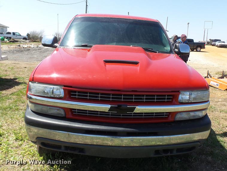 image for item DP9547 1999 Chevrolet Silverado 1500 pickup truck