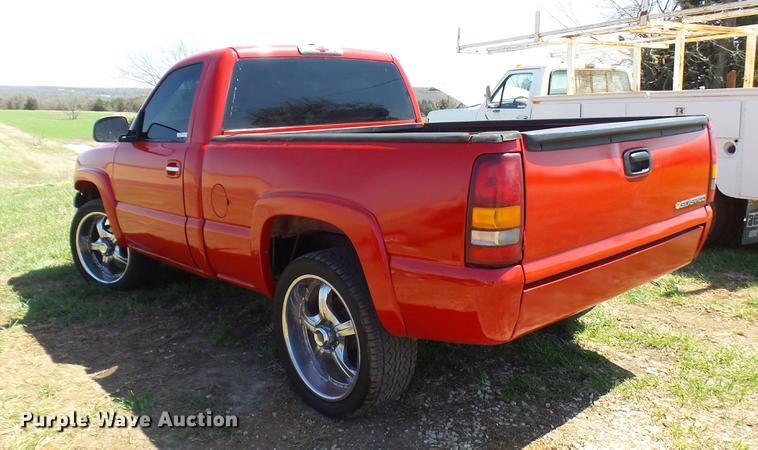 image for item DP9547 1999 Chevrolet Silverado 1500 pickup truck