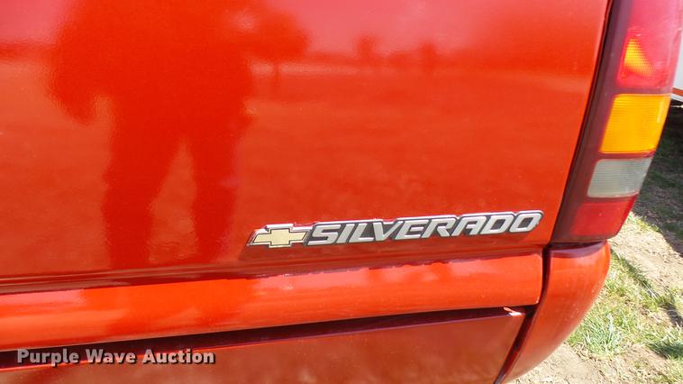 image for item DP9547 1999 Chevrolet Silverado 1500 pickup truck
