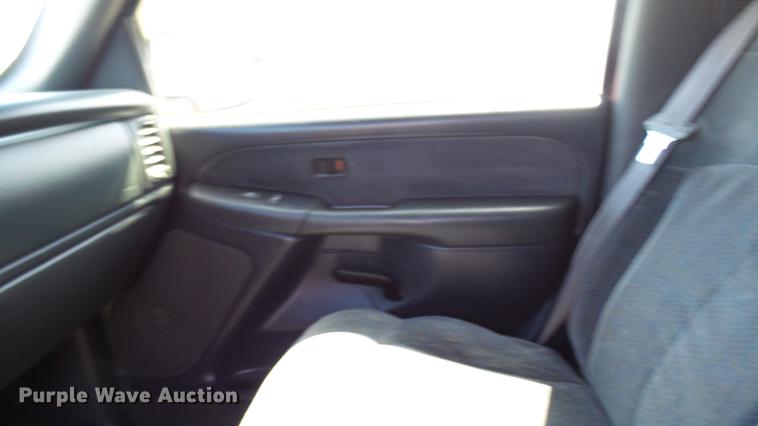 image for item DP9547 1999 Chevrolet Silverado 1500 pickup truck