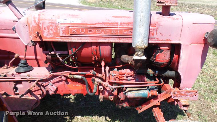 image for item DP9548 Kubota L210 tractor