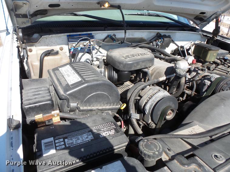 image for item DW9646 1999 Chevrolet 3500 bucket truck