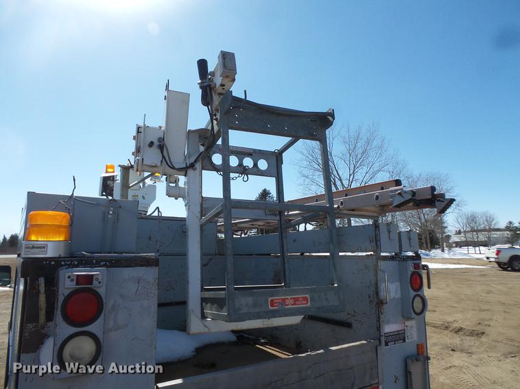 image for item DW9646 1999 Chevrolet 3500 bucket truck