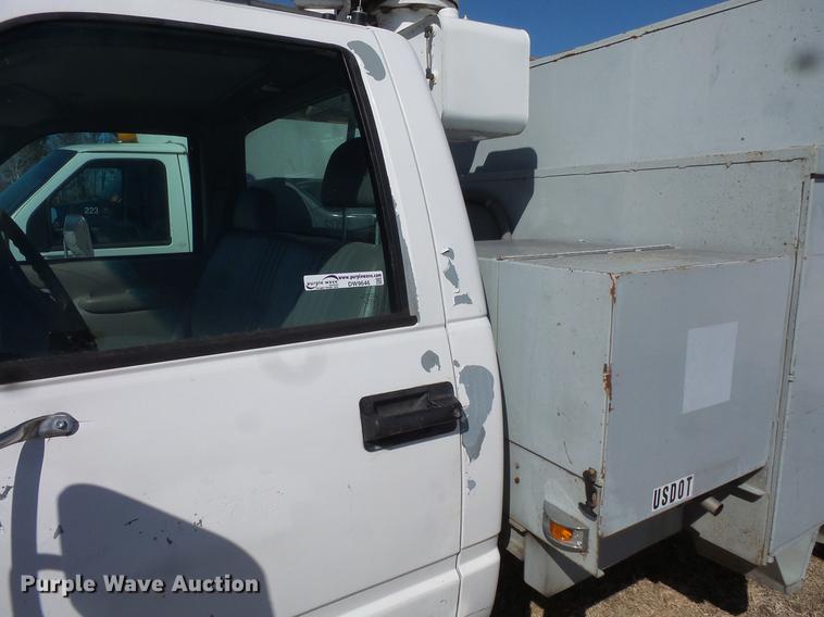 image for item DW9646 1999 Chevrolet 3500 bucket truck