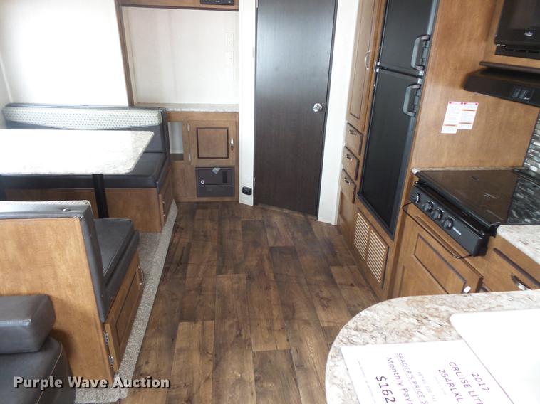 image for item DW9708 2017 Forest River 254RLXL Salem camper