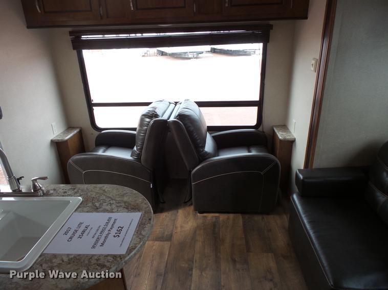 image for item DW9708 2017 Forest River 254RLXL Salem camper