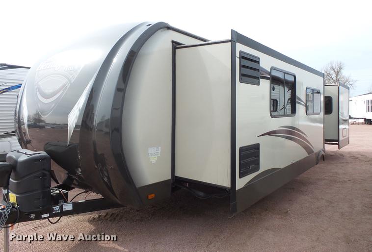 image for item DW9709 2015 Forest River Wildwood camper