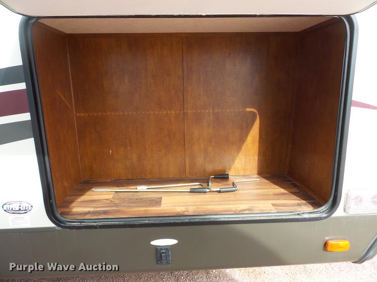 image for item DW9709 2015 Forest River Wildwood camper