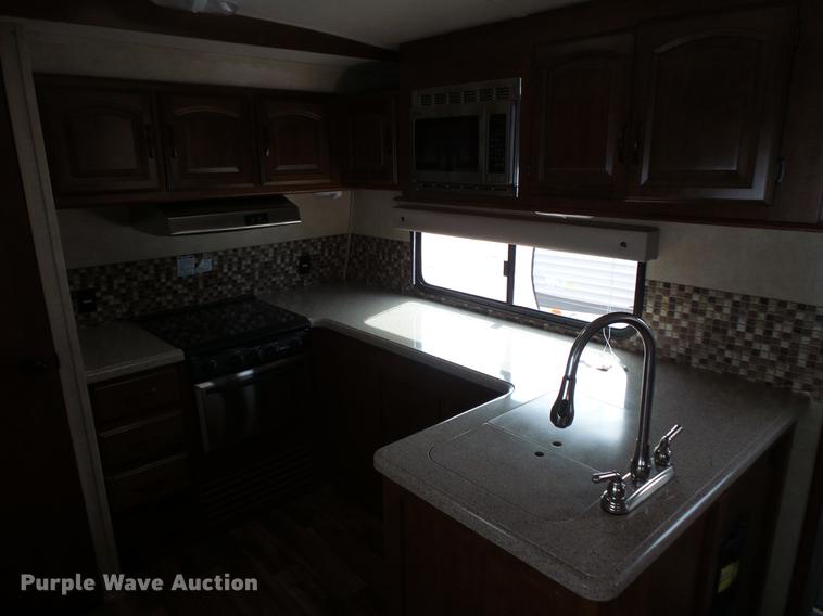 image for item DW9709 2015 Forest River Wildwood camper