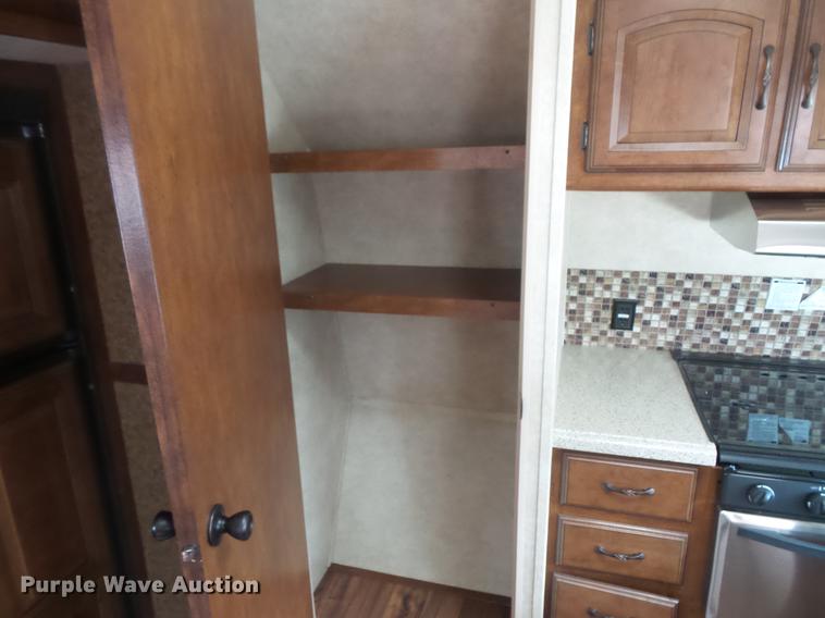 image for item DW9709 2015 Forest River Wildwood camper