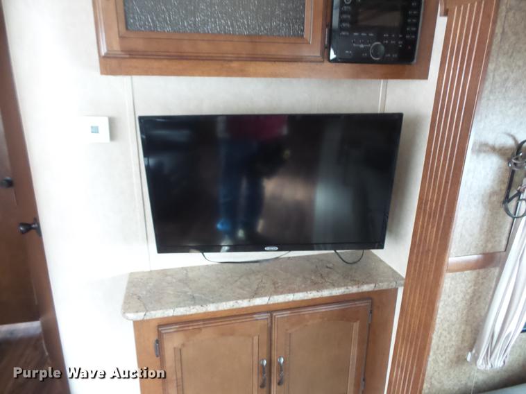 image for item DW9709 2015 Forest River Wildwood camper