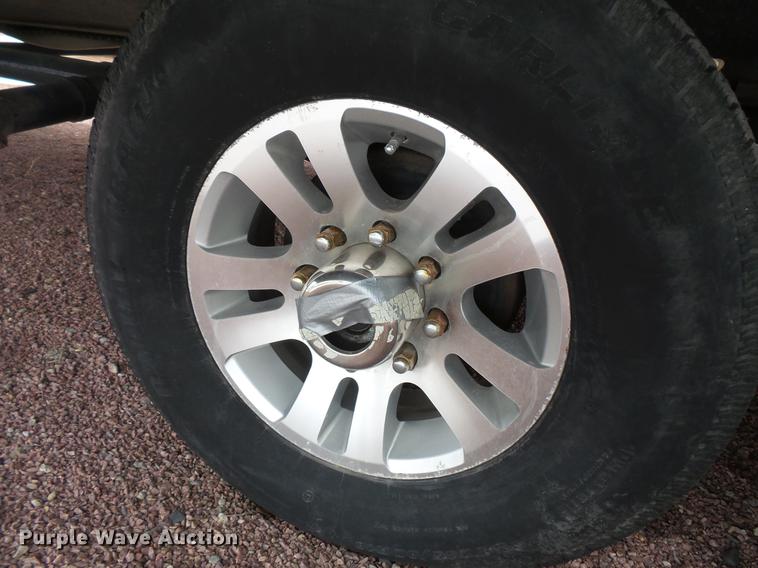 image for item DW9711 2007 Montana 3400RL camper