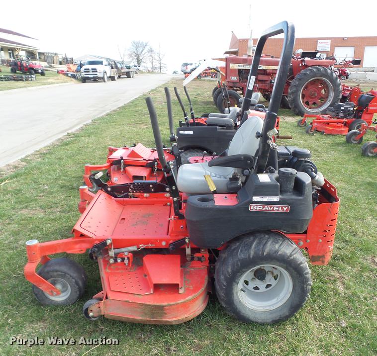 image for item DZ9310 2015 Gravely Pro Turn 260 ZTR lawn mower