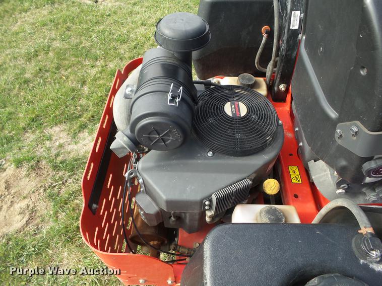 image for item DZ9310 2015 Gravely Pro Turn 260 ZTR lawn mower