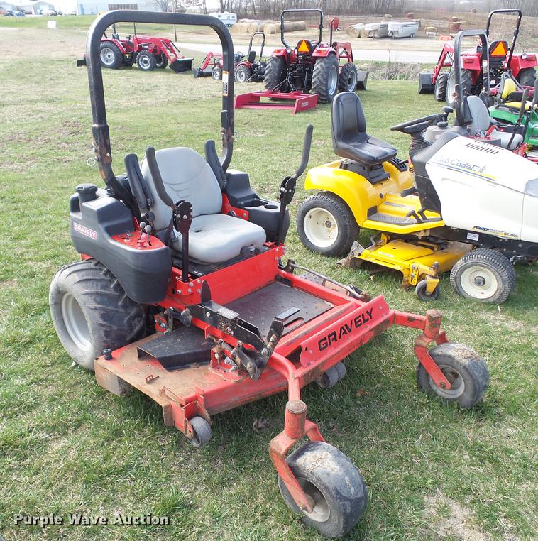 image for item DZ9312 Gravely Pro Turn 460 ZTR lawn mower