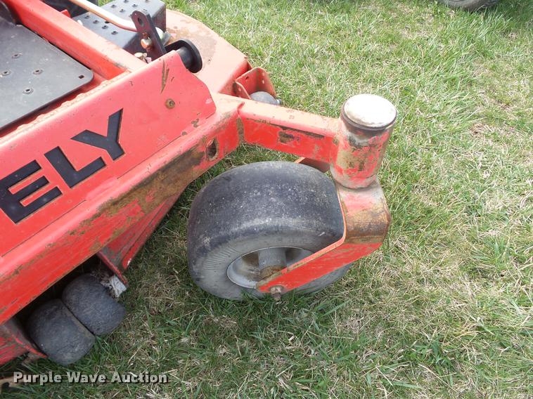 image for item DZ9314 Gravely Pro Turn 260 ZTR lawn mower