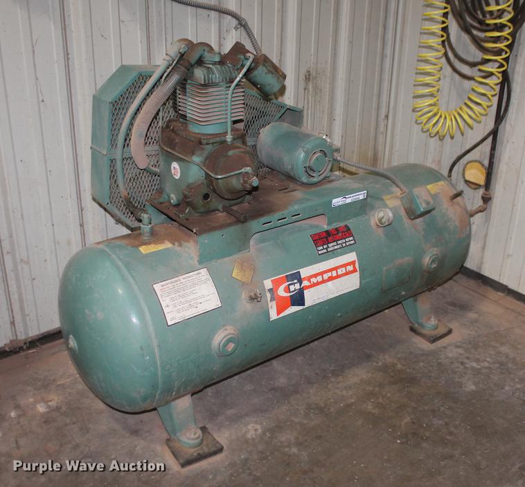 image for item DZ9866 Champion air compressor