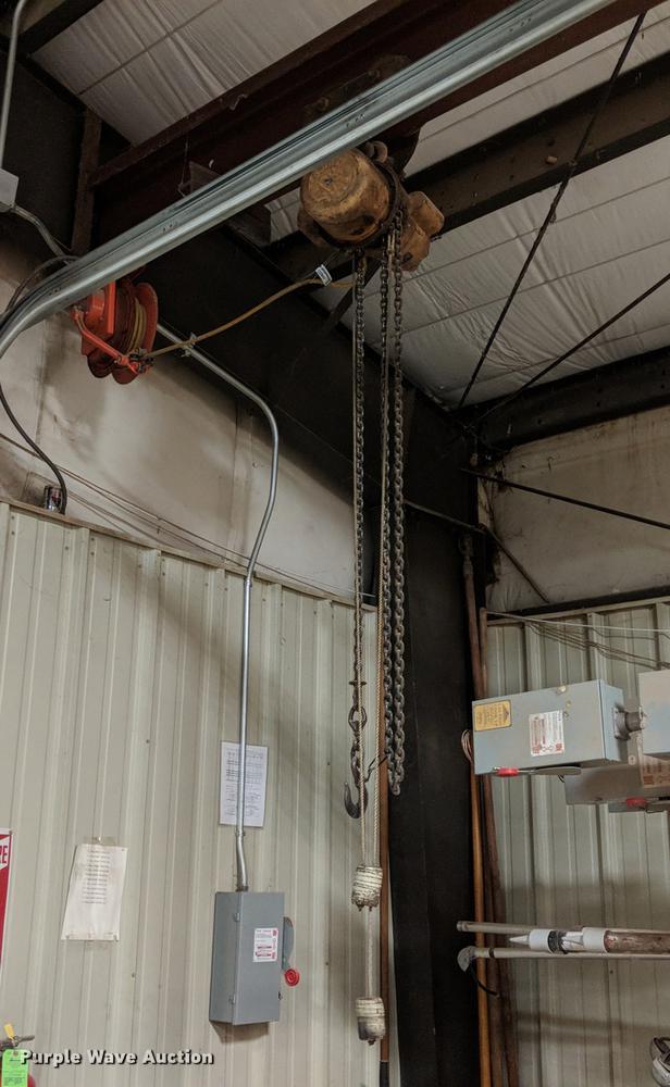 image for item DZ9867 Robbins & Myers JC-1 overhead crane hoist