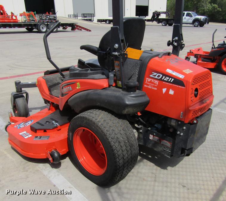 image for item EB9544 2016 Kubota ZD1211L lawn mower