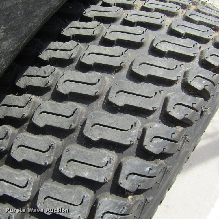 image for item EB9544 2016 Kubota ZD1211L lawn mower