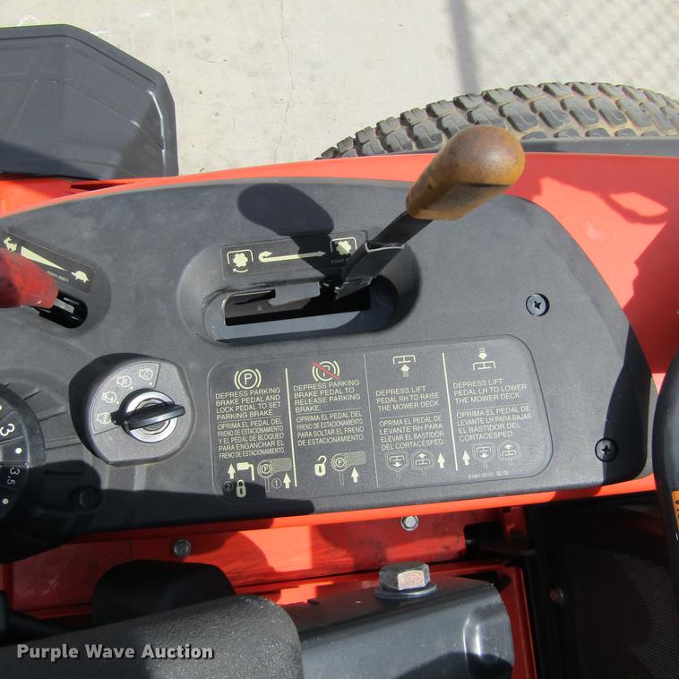 image for item EB9544 2016 Kubota ZD1211L lawn mower