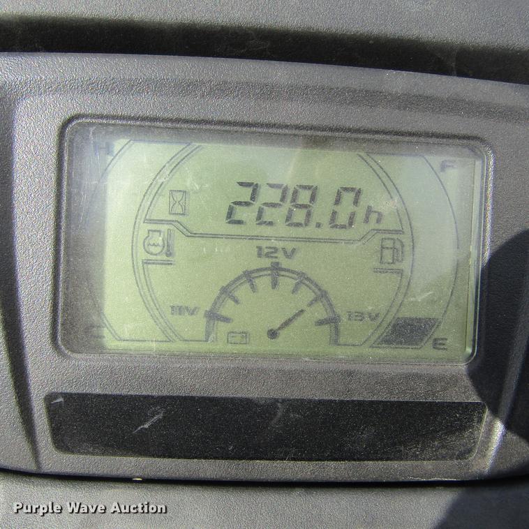 image for item EB9544 2016 Kubota ZD1211L lawn mower