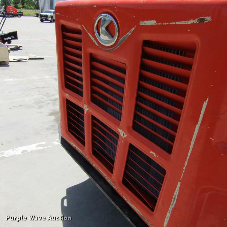 image for item EB9576 2017 Kubota SVL95-2S skid steer