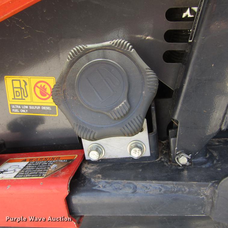 image for item EB9576 2017 Kubota SVL95-2S skid steer